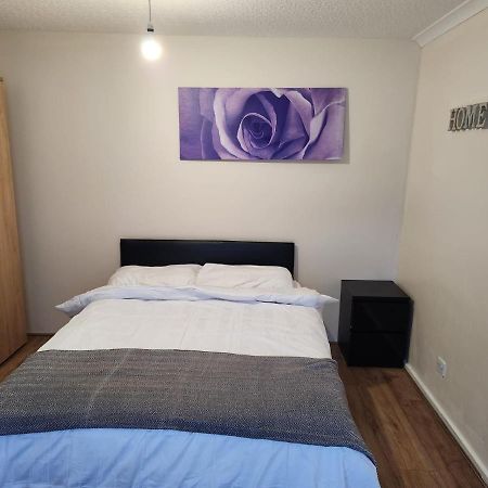 Crane Home In Dagenham With Free Wi Fi Exterior foto